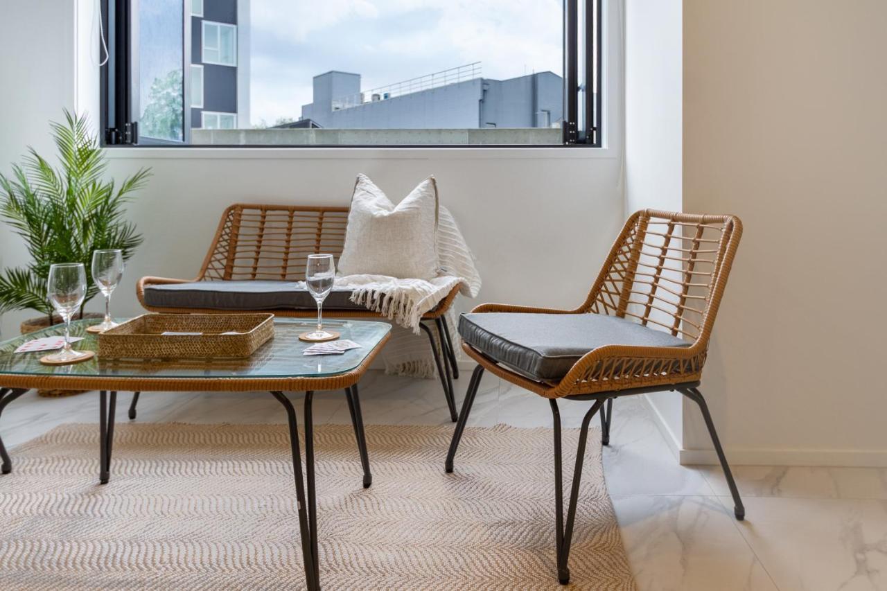 In The Heart Of It All: 2 Bed Cbd Townhouse Крайстчърч Екстериор снимка