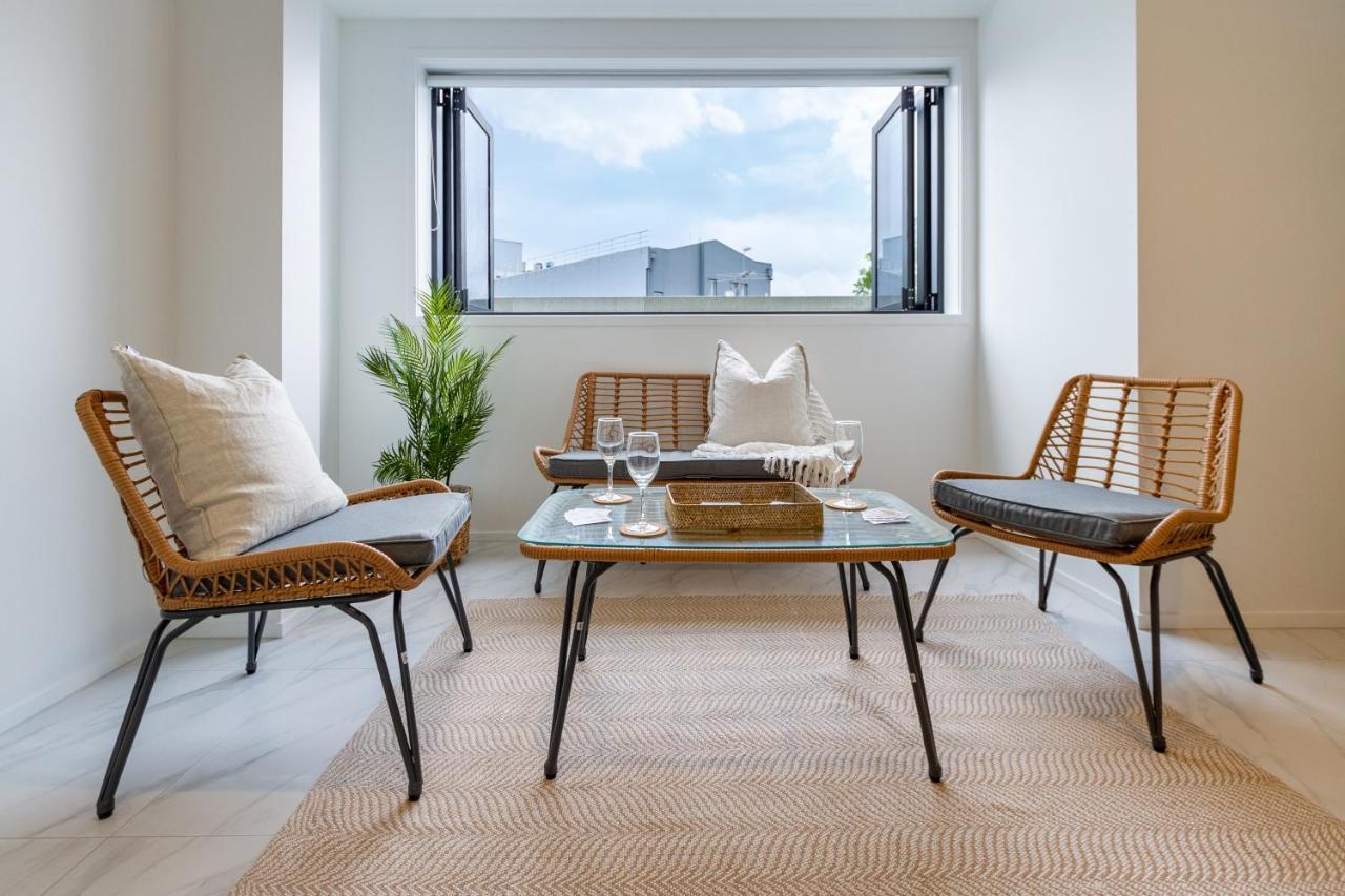 In The Heart Of It All: 2 Bed Cbd Townhouse Крайстчърч Екстериор снимка