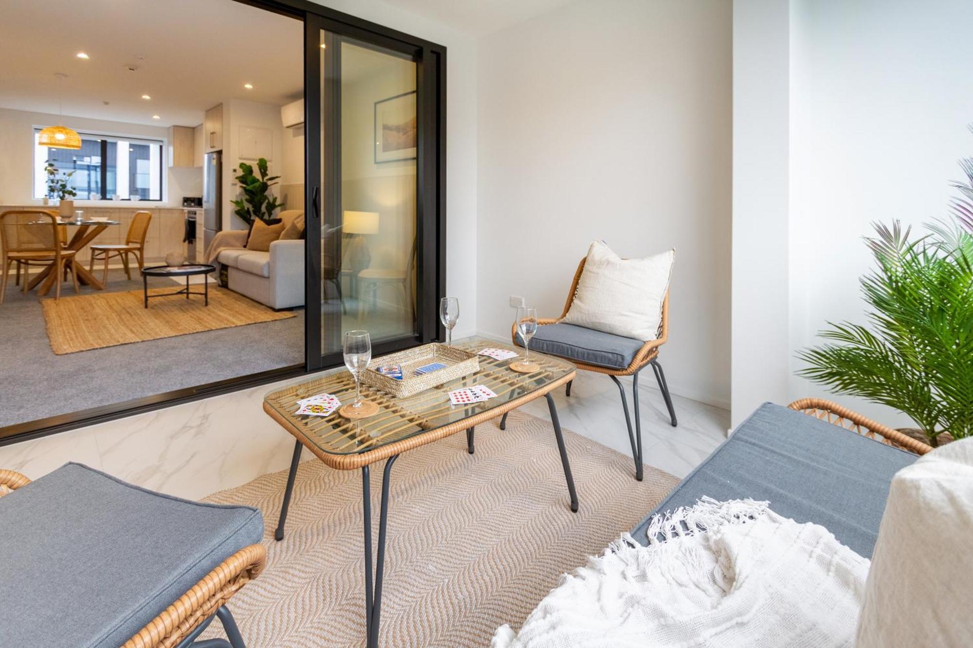 In The Heart Of It All: 2 Bed Cbd Townhouse Крайстчърч Екстериор снимка